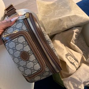 Gucci BELT BAG WITH INTERLOCKING G